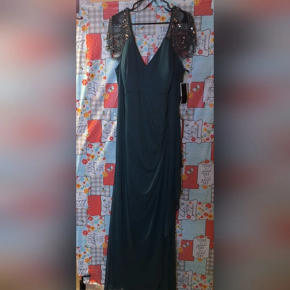 Xscape Teal Beaded SS V-Neck Formal Dress Sz 22 Plus Ruche Slimming Back Smocked - Picture 2 of 15